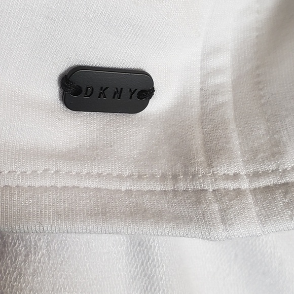 SALE!! DKNY SLEEVELESS CARDIGAN - Picture 7 of 8